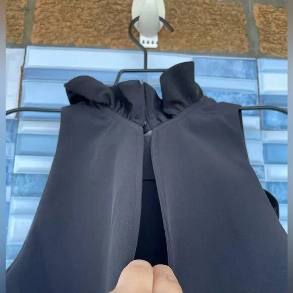 Tuckernuck ruffle swing dress size small - Picture 4 of 9